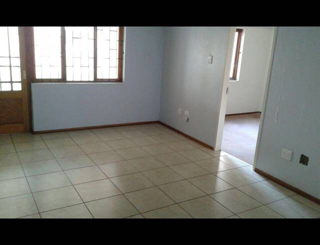 1 BEDROOM APARTMENT SOLD IN HESTEAPARK